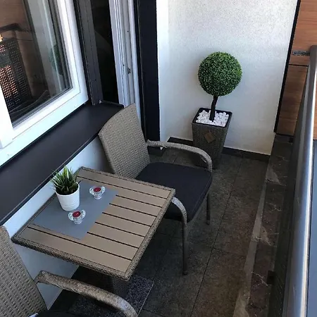 Lux 33 Kragujevac